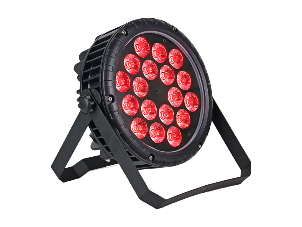 WATERPFOOR RGBW 4v1 Flat Par 18